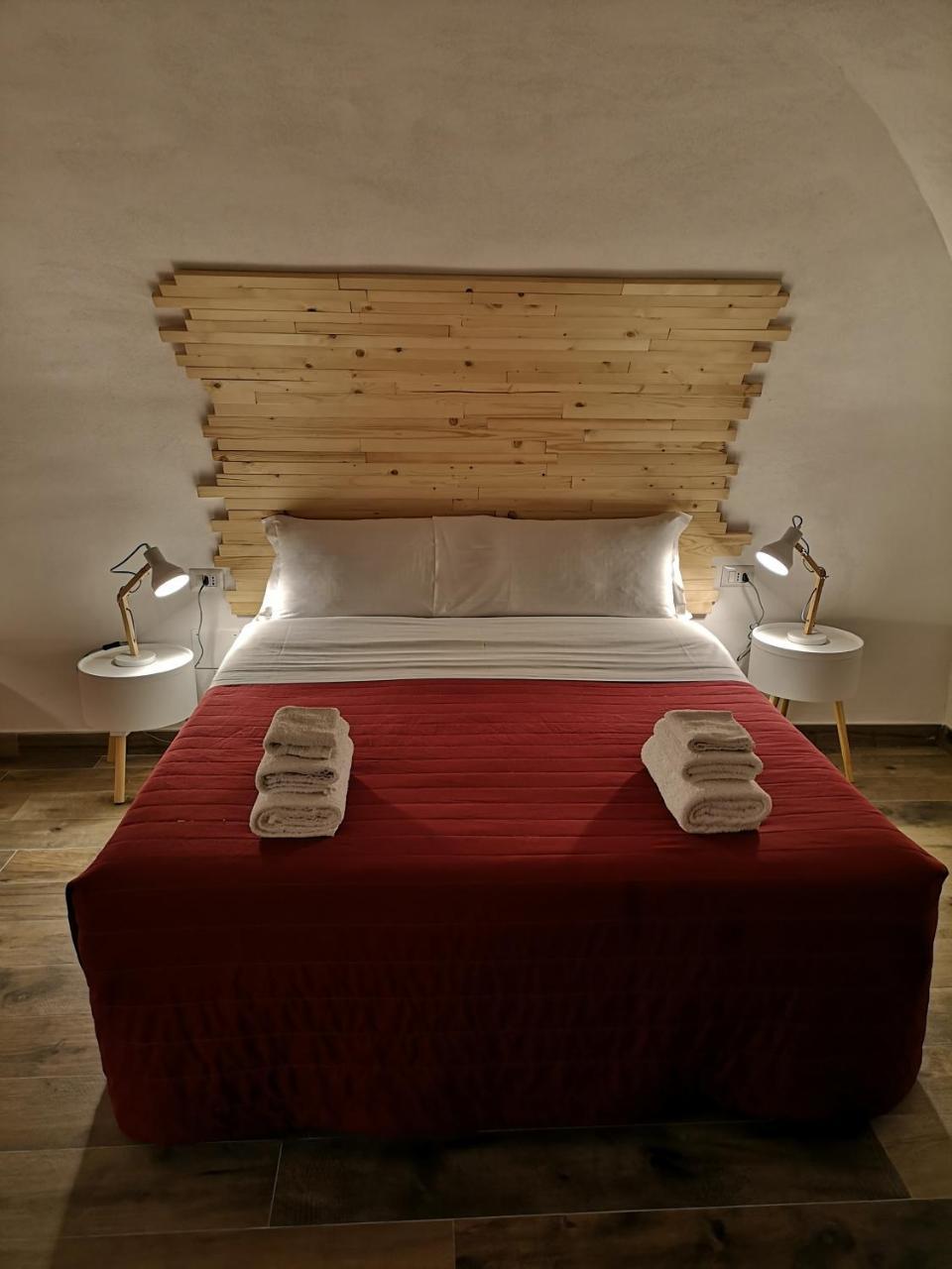 Bed & Breakfast The Foria House By House In Napoli