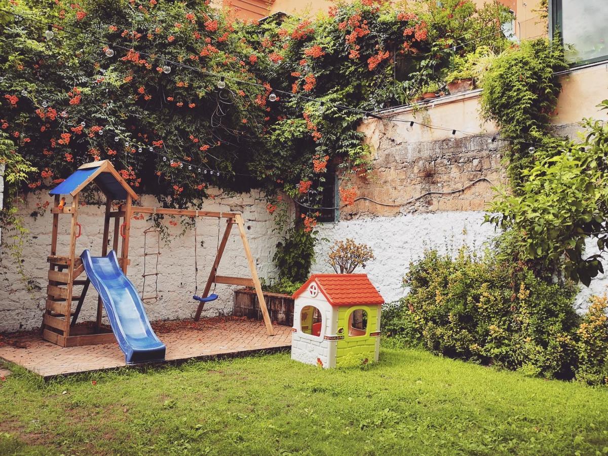 The Foria House By House In * Napoli